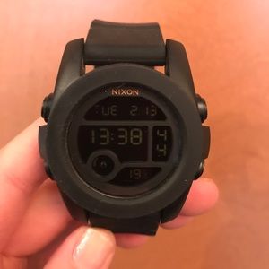 Women’s Nixon Unit 40 Watch (All Black)